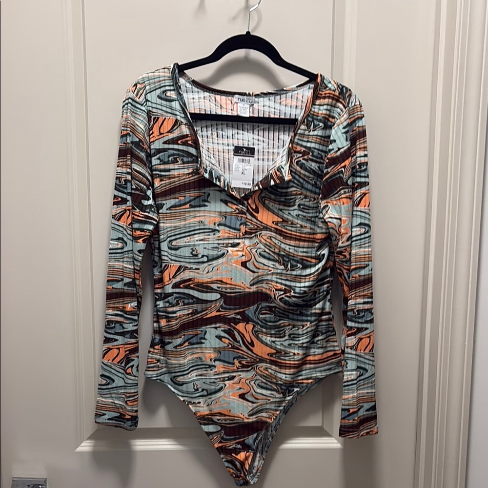 Rue21 Multicolor Swirl Bodysuit